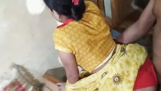 Saadi ke baad pahli baar ne Dil khol ke apne chote bhai se chudvaya.