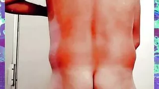 foxdude11 jerks off shaved