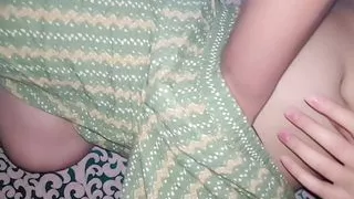 Hot desi Kannada Mature Milf Aunty's Affair with Tailor - Boobs Sucked