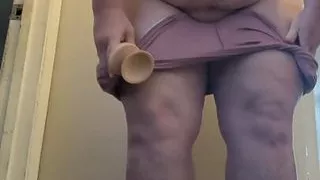 Snow Thicc drills pussy with dildo and squirts