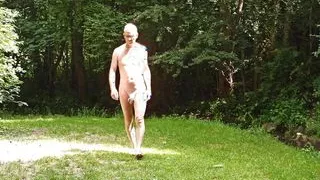 Slutty pissing in the Public Park