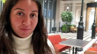 Real Porn Casting in the Public Toilet of the Mall