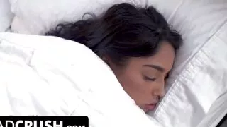 Rebellious Step Daughter Vanessa Sky Throated and Fucked by Her Filthy Step-Father - DadCrush