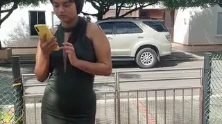 I fuck my girlfriend secretly in the bathroom of the FAMILY pool