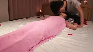 Japanese Skinny Babe Rides Huge Cock Creampie