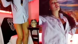 Perreo dancing with Karol g in my first live, watch the end if you want to cum face a y b