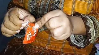 Mara bhaya ke kam to check karo apne girlfriend ko chodna ke leya condoms use karta ha,or muja bolta ha Didi ja to balloons ha