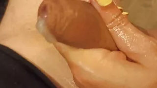 Yellow nails handjob! When I saw her nails I had to have one! Huge cumshot!