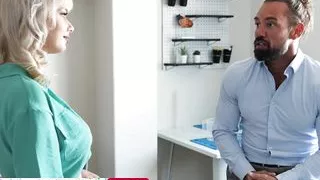 Unexpected Connections: Jessica Starling's Supportive Encounter with Johnny