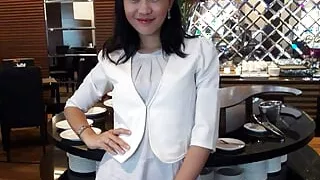 Japanese girl rubs against the wall with great pleasure and ends up squirting her stockings