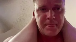 Wanna play with my wives pussy