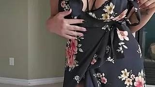 Scarlet Getting-Off on her Tommy Set JOI