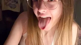 MY FIRST BLOWJOB!!! 18 yo Skinny Teen sucks huge....