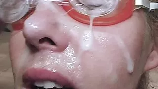 Milf Lisa wants the bukkake facial cum all over her face