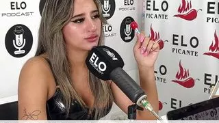 Iara Eats The Creamy Banana At The Spicy Room