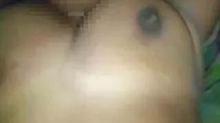 Padosan Bhabhi ko apne ghar me akele me khub chuda new video