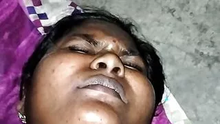 Married aunty enjoy with boyfrd