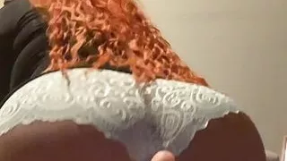 Bbw fat pussy lip dildo suck up