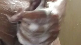 Wanking while Bathing