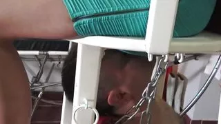 Smother-Pee at pissing chair!