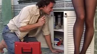 Good looking babe getting fucked hard in the kitchen