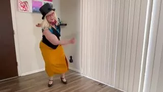 Burlesque Striptease Lap Dance BBW Gets Naked as She Dances and Jiggles Her Fat Perfect Body Cum on Her Countdown