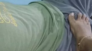 My perverted stepsister fulfills my fetish of masturbating with her pretty feet until I cum on them