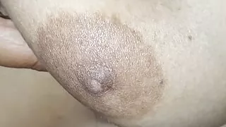 Soti hue behan ke boobs davaye or chut dekhi.