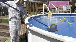 Onesie Wetlook in the Pool
