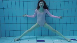 Czech Teen Roxalana Impresses With Her Swimming Prowess