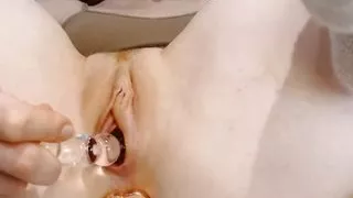 Schoolgirl - My first time squirting