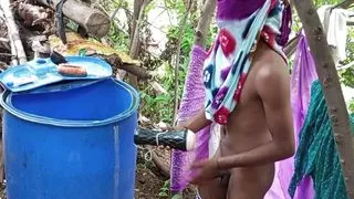 Slowly slowly inside the toy my cook, bathroom romance in afternoon