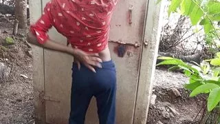 Indian Oldest Bathrooms slowly slowly enjoying & masturbation good weather.