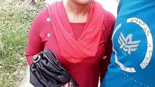 Train Line par Mili Ladki Ko Ghar Lakr Chuda  - Bengali Girl xxx Fucking