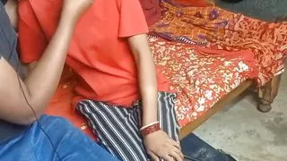 Ghar aiye sali ko pahli bar choda Hindi sex