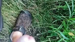 Outdoor cruising walking