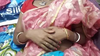 Hoty lips desigirl  hard fingering