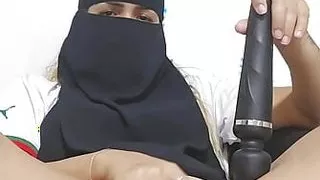 Real Arabic Hijab Niqab Step Mom Masturbates Creamy Pussy - Jasmine SweetArabic  - Beurette video