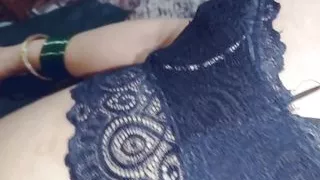 Bibi ke gang se guh kikala chodar with Hindi audio