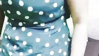 Hot Arab her pussy  fingers her  Desi Sexy