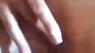 Regarde chatte chaude