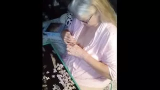 Hot Mature Vee Goes Live And Gets Off Hard!