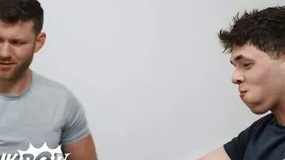 Eventually They Are Left Alone And Daniel Spills His Juice Over Caden's And Troye Dean's Faces - TWINKPOP