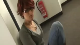 Deutsche Milf Fingert Sich Im Hotel Und Wird Angewichst