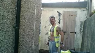 Carl working in his filthy hi vis workwear give us a  nice cum shot in the shower
