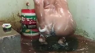 Bhabhi naha ri thi chup kar dekh ra tha fir doggy style me chudai ki