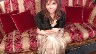 Japanese Hottie Gets Fingered With Vibrators On Clit Then