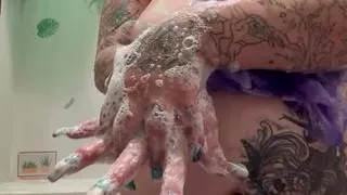 Tattooed BBW Takes a hot shower