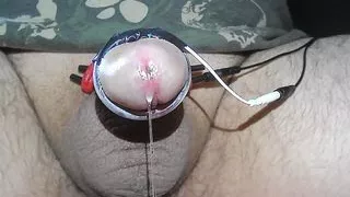 28 minutes of intense pleasure. Big Precum Flows and Big Cumshot