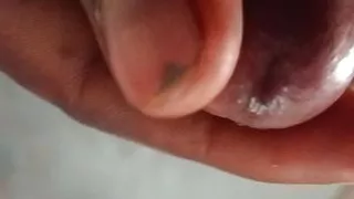 My land me se pani nikal raha hai chut ki chaht